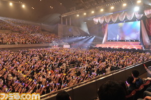 キャストとプロデューサーがハーモニーを奏でる−−『アイマス ミリオンライブ!』2ndライブday2リポート_01