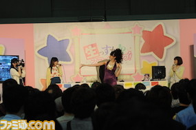 シンデレラガールズが『アイマス シンデレラG4U!』やってみた! 『G4U!パック』紹介ステージ【ニコニコ超会議2015】_07