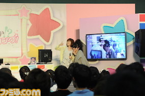 シンデレラガールズが『アイマス シンデレラG4U!』やってみた! 『G4U!パック』紹介ステージ【ニコニコ超会議2015】_09