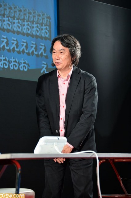 宮本茂氏も川上量生氏も人気実況者も有野課長が作った『マリオ』に大苦戦！　“ゲームセンターCX in ニコニコ超会議2015”をリポート【ニコニコ超会議2015】_18