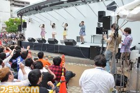 『アイドルマスター シンデレラガールズ』みんなで考えた「Star!! キラキラVer.」を熱唱! new generationsの「できたてEvo! Revo! Generation!」ライブも【マチ★アソビ vol.14】_05