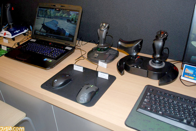 ふ～ど氏と倉持由香さんがゲストで登場！ ゲーミングPCのショールーム“GALLERIA Lounge”で多数のデバイスが試せるサービス“ゲーミングデバイストライアル”を発表！_02