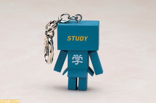 ダンボーがお守りになって登場　“omamori DANBOARD”11月発売予定_10