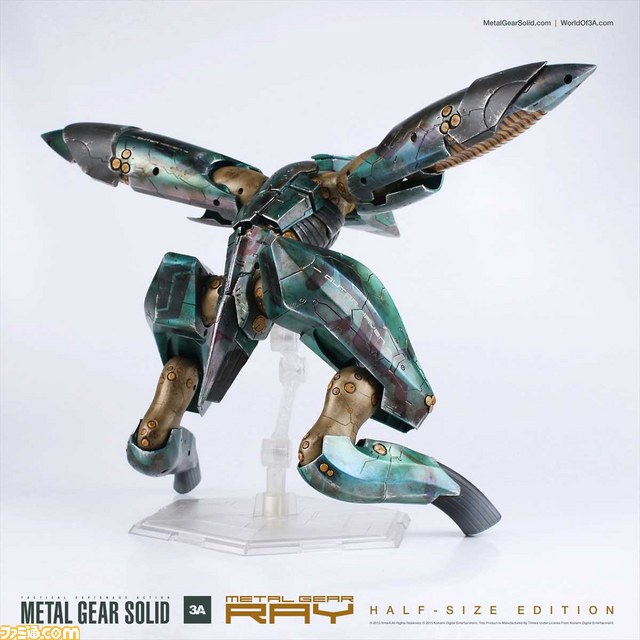 メタルギアレックス　ハーフサイズ METAL GEAR REX (メタルギア レックス) ハーフサイズ版 (完成品