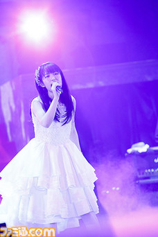 アニメ業界を支えた珠玉の楽曲が一堂に会する! “KING SUPER LIVE 2015”リポート_08