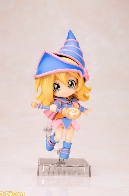 コトブキヤのターン！　“ブラック・マジシャン・ガール”可動フィギュアを再召喚！　一部付属品と関節パーツをリニューアル_02