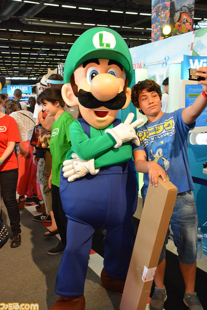 各ゲームメーカーや懐かしいレトロゲーム、日本文化の紹介まで、“JAPAN EXPO 2015”のブースを総まとめ【JAPAN EXPO】_18