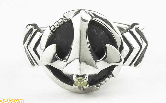 『戦国BASARA』10万円の幸村ジャケットやコラボウォッチ、シルバーリング……10周年記念アイテムが続々と登場_14