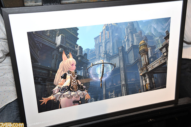 『TERA』新クラス“Fighter”発表！　美人ファイター・RENA選手の一撃で中川Pが吹っ飛んだ“4周年感謝祭”リポート_03