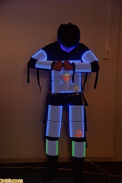 全身ディスプレイ型“ゲーミング・スーツ”で『パックマン』を遊んできた！　手足を動かしてパックマンの道を作れ【CEDEC 2015】_08