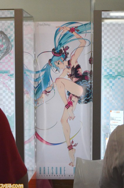“ねんどろいど 重音テト”の彩色原型ほか、多数の新作フィギュアを展示している“マジカルミライ 2015”グッスマブースに注目_07