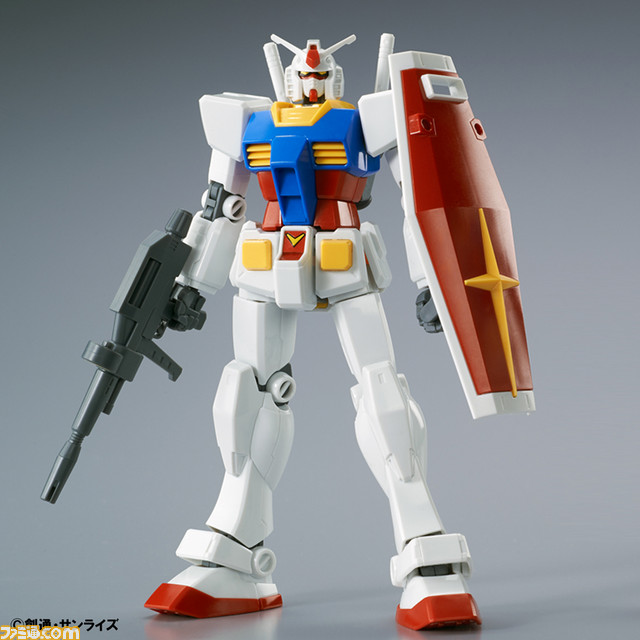 ガンプラ生誕35周年　“スプーン・フォーク型武器”装備の限定ガンプラが付属した“ガンプラ 第1号”仕様のケーキが登場！_08