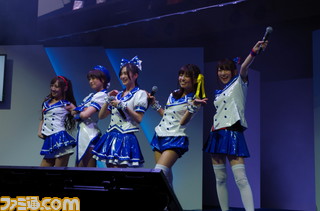 セガハード擬人化プロジェクト“セガ・ハード・ガールズ”が一般公開日初日のエンディングステージで熱唱！【TGS2015】_11