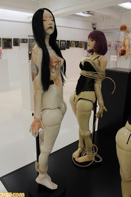 『メタルギア』シリーズのアートワークを手掛けたアシュレイ・ウッド氏の作品を展示　ThreeAのアート＆トイ展示会“JAPAN VENTURE”フォトリポート_33