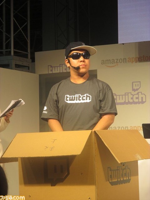 潜入の手段はプレイヤーの数だけ存在する!?　Amazon&Twitchブース『メタルギア ソリッド V ファントムペイン』スペシャルステージリポート【TGS2015】_03