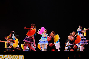 華々しい舞踏会が開演! 『アイマス シンデレラガールズ』3rdライブday1リポート_25