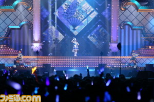 プロデューサーもアイドルも会場全員の“笑顔”が溢れる舞踏会に! 『アイマス シンデレラガールズ』3rdライブday2リポート_85