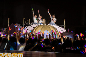 プロデューサーもアイドルも会場全員の“笑顔”が溢れる舞踏会に! 『アイマス シンデレラガールズ』3rdライブday2リポート_20