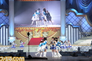 プロデューサーもアイドルも会場全員の“笑顔”が溢れる舞踏会に! 『アイマス シンデレラガールズ』3rdライブday2リポート_94