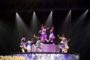 プロデューサーもアイドルも会場全員の“笑顔”が溢れる舞踏会に! 『アイマス シンデレラガールズ』3rdライブday2リポート_52