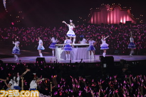 プロデューサーもアイドルも会場全員の“笑顔”が溢れる舞踏会に! 『アイマス シンデレラガールズ』3rdライブday2リポート_34