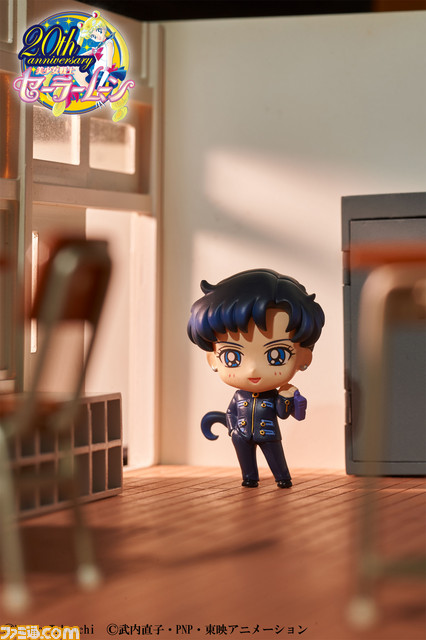 アニメ『美少女戦士セーラームーン』学ラン姿のスリーライツと冬服のうさぎがデフォルメフィギュアで登場_10