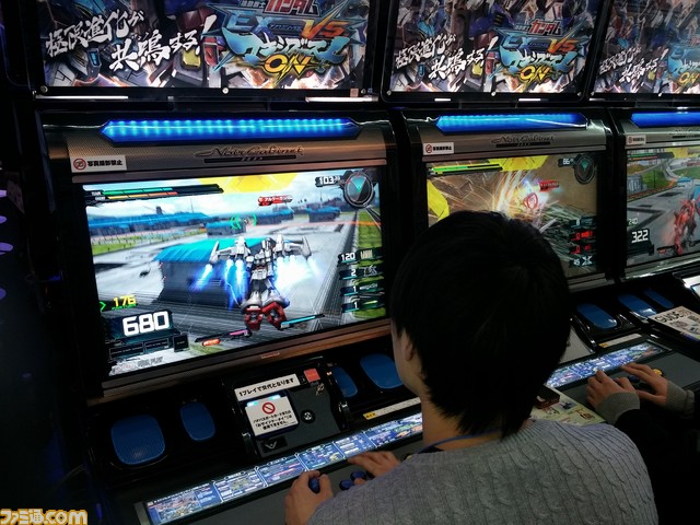 新機体が使用可能となった『機動戦士ガンダム エクストリームバーサス マキシブースト ON』を試遊！【JAEPO 2016】_06