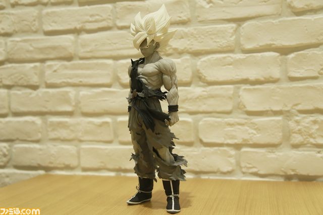 34センチの巨大でハイクオリティーな『ドラゴンボール』孫悟空フィギュアが手に入る！　1回5000円の“一番くじ”が4月29日より発売決定_09