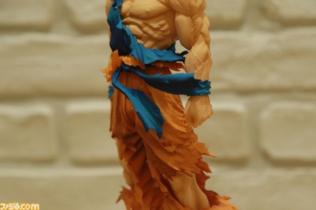 34センチの巨大でハイクオリティーな『ドラゴンボール』孫悟空フィギュアが手に入る！　1回5000円の“一番くじ”が4月29日より発売決定_03