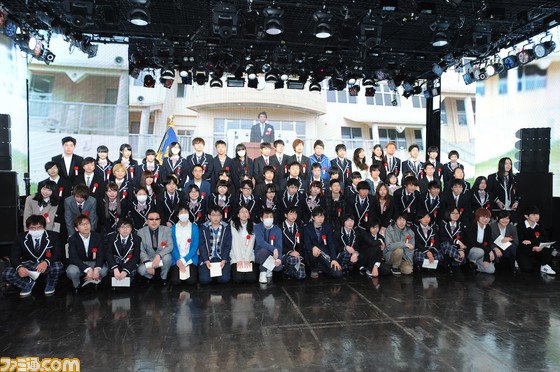 ネットとリアルで参加するN高等学校が、ニコファーレと沖縄伊計本校で全国初の試みとなるネット入学式を開催!_24