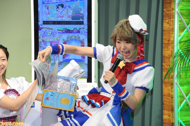東京おもちゃショーのステージイベントで『プリパラ』声優陣が