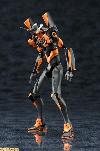 ゴジラをモチーフにしたエヴァ初号機の可動プラモデルが11月に発売_04