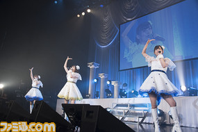 累計出荷300万枚突破! 『アイドルマスター シンデレラガールズ』記念イベントが人気声優総出演で大盛況!!_07