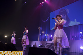 累計出荷300万枚突破! 『アイドルマスター シンデレラガールズ』記念イベントが人気声優総出演で大盛況!!_09