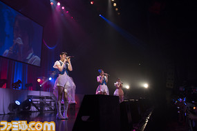 累計出荷300万枚突破! 『アイドルマスター シンデレラガールズ』記念イベントが人気声優総出演で大盛況!!_13