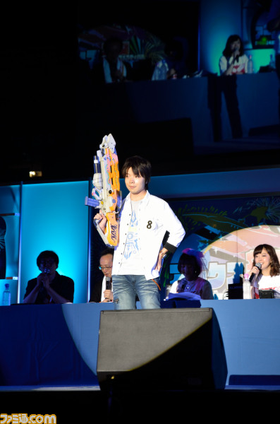 小林幸子さん降臨！ 『PSO2』アークスフェスティバル2016にてオリジナルソングを熱唱！【コスプレ画像も100枚くらい】_16