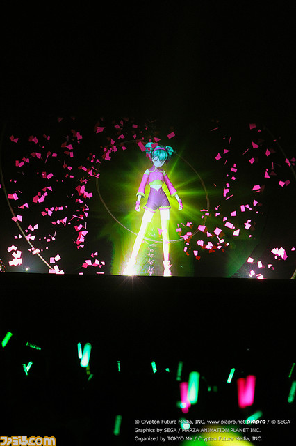 初音ミクの軌跡と未来を示す――ライブと企画展でにぎわった“初音ミク「マジカルミライ 2016」”リポート_27