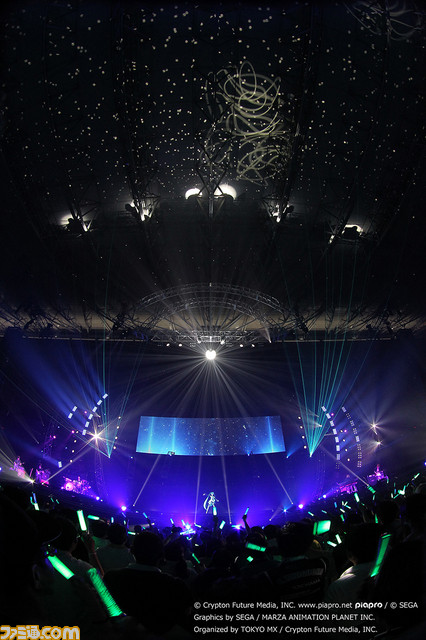 初音ミクの軌跡と未来を示す――ライブと企画展でにぎわった“初音ミク「マジカルミライ 2016」”リポート_29