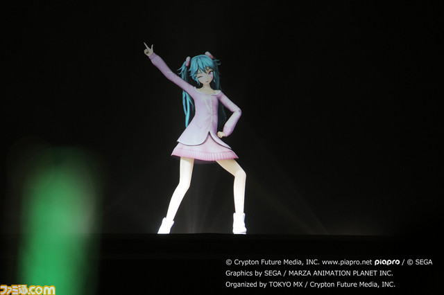 初音ミクの軌跡と未来を示す――ライブと企画展でにぎわった“初音ミク「マジカルミライ 2016」”リポート_14