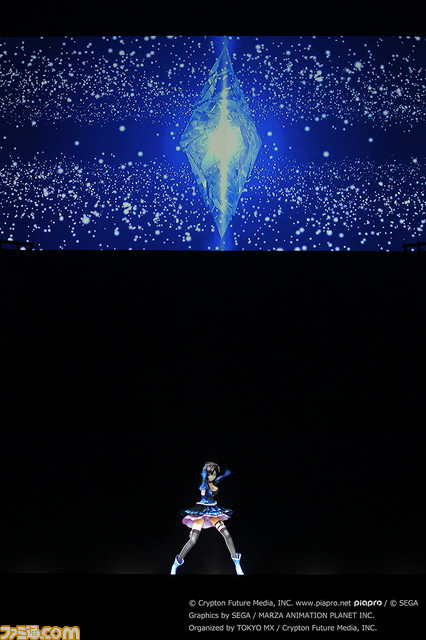 初音ミクの軌跡と未来を示す――ライブと企画展でにぎわった“初音ミク「マジカルミライ 2016」”リポート_19