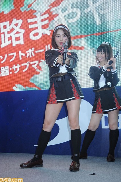【露出多数】JKの制服がビリビリに!? 『スクールガールゾンビハンター』衣服ビリビリ撮影会に行ってきた【TGS 2016】_03