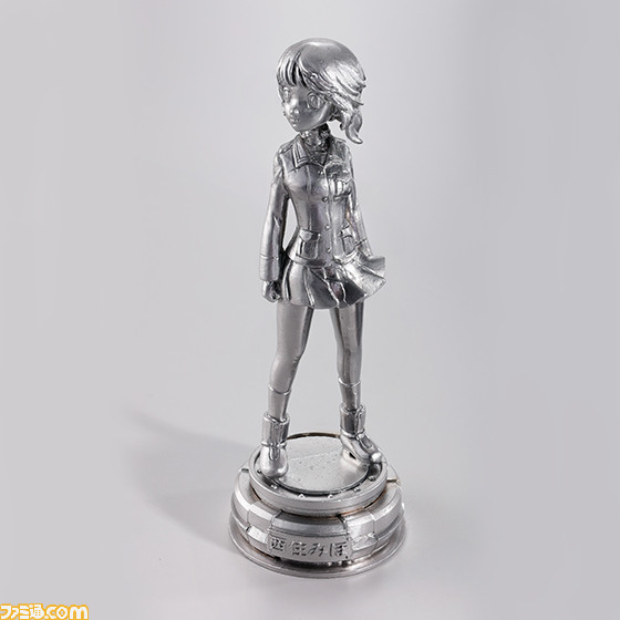 劇場版『ガルパン』“西住みほ”の戦車上に凛と立つ姿がフルメタル製のフィギュアに！_07