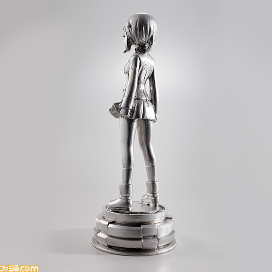 劇場版『ガルパン』“西住みほ”の戦車上に凛と立つ姿がフルメタル製のフィギュアに！_06