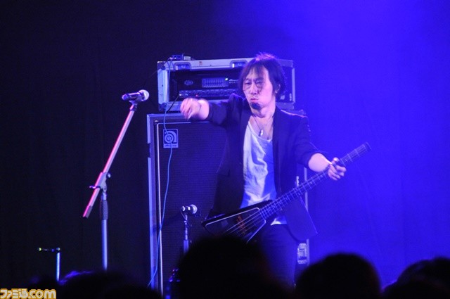 ロックでメカニカルな演奏に、すべてのレイヴン、リンクス、ミグラントたちが熱狂！　『アーマード・コア』シリーズミュージックライブ【闘会議2017】_02