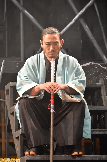 堀井雄二氏、齊藤陽介氏も太鼓判！　イシイジロウ氏原作による舞台『龍よ、狼と踊れ Dragon,Dance with Wolves』ゲネプロリポート_06