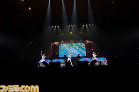 初の単独“ぶどーかん”は、サプライズゲスト6人! 手作りのような想いに溢れた『アイマス ミリオンライブ!』4thライブDay1リポート_06
