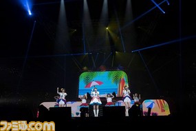 初の単独“ぶどーかん”は、サプライズゲスト6人! 手作りのような想いに溢れた『アイマス ミリオンライブ!』4thライブDay1リポート_10