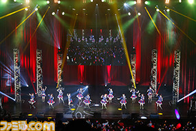 日替わり曲は「Happy!」&「Welcome!!」! 『アイドルマスター』初の海外単独公演、4月23日公演のオフィシャルフォト&セットリスト_02