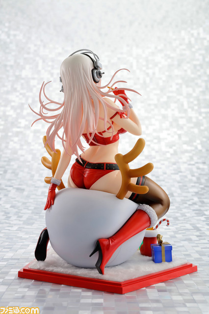 【プレゼントあり】スーパーそに子が涼しげな“クリスマスVer.”でフィギュア化決定_07