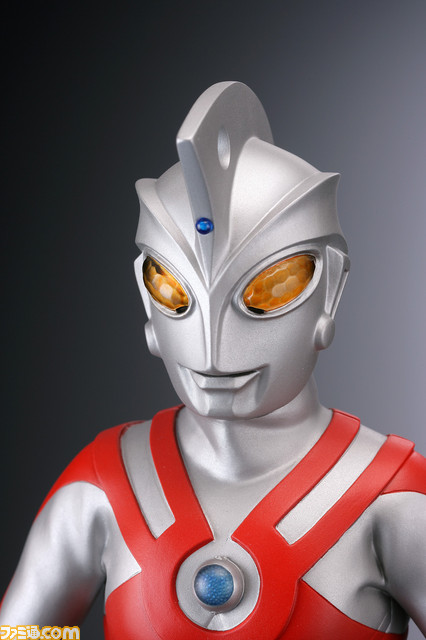 海洋堂からウルトラマンBタイプとウルトラマンエースの超絶リアル